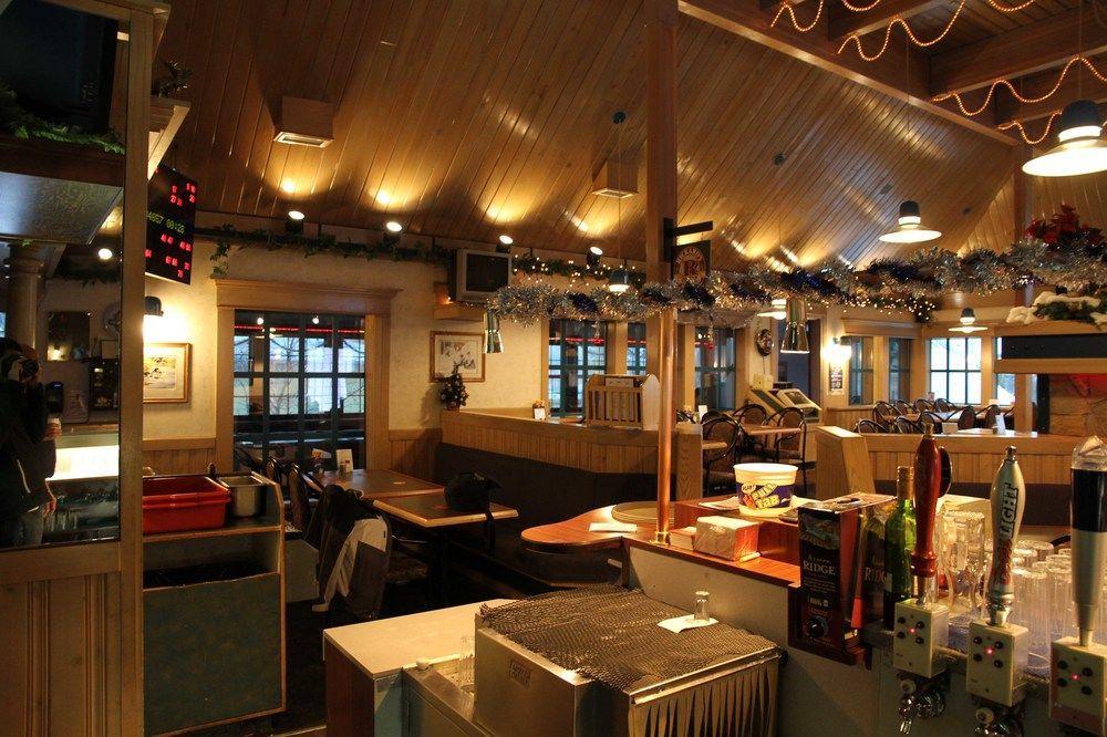 Alpine Inn Valemount Kültér fotó